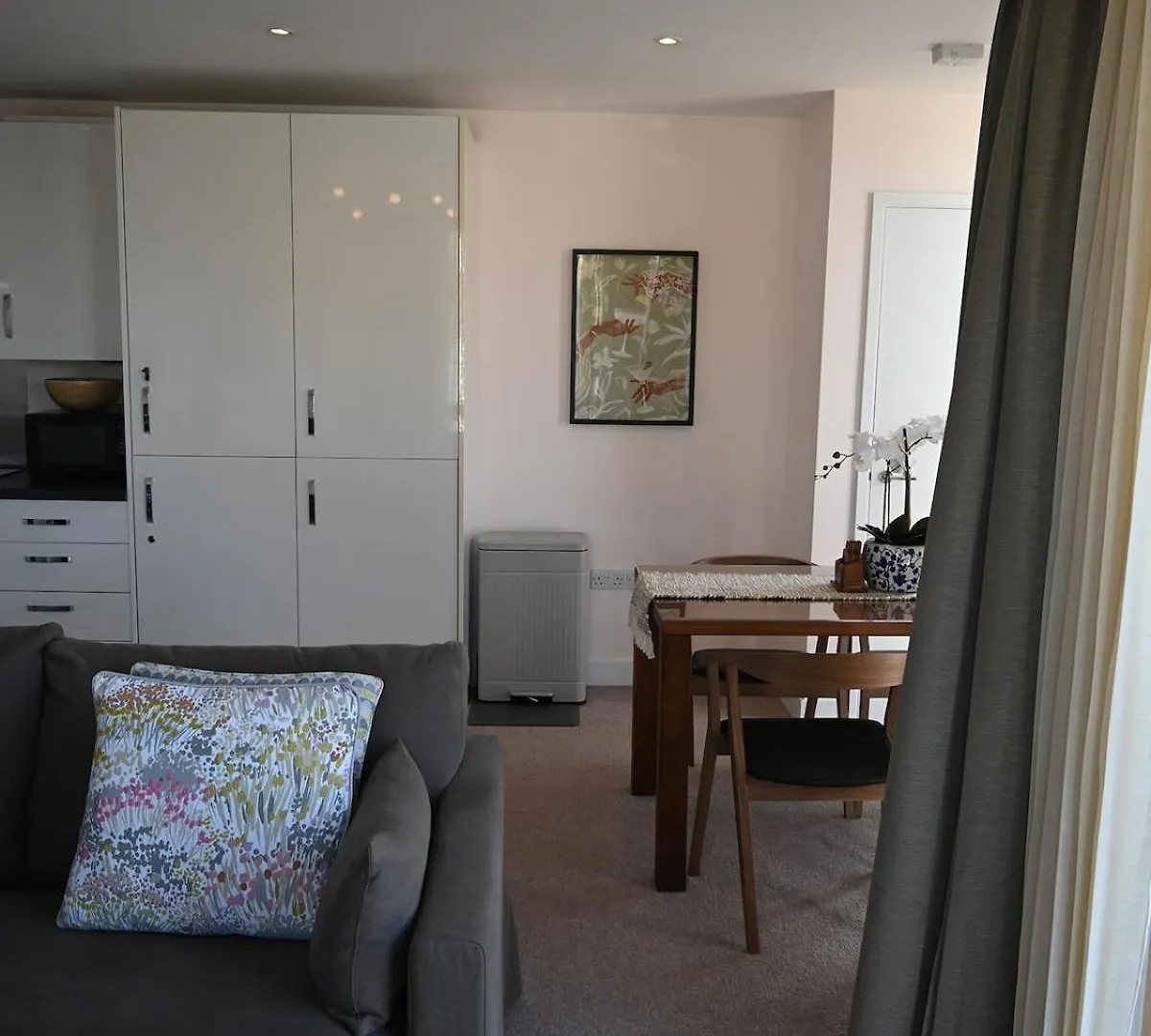 Spacious Seaside Apartment With Terrace, Kemptown Hove Großbritannien