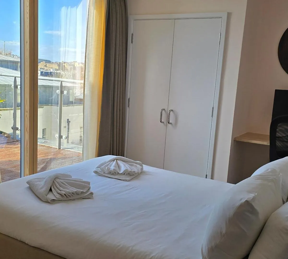 Spacious Seaside Apartment With Terrace, Kemptown Hove 0*,
